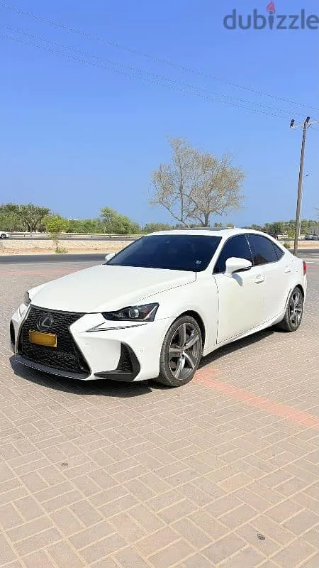 Lexus IS 2018